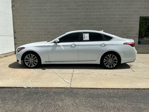 Used 2015 Hyundai Genesis 3.8 AWD/4WD image 10