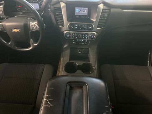 Used 2015 Chevrolet Tahoe LS RWD image 4