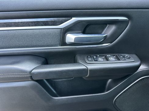Used 2022 RAM 1500 Big Horn AWD/4WD image 11