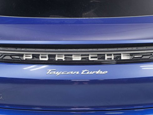 Used 2020 Porsche Taycan image 59