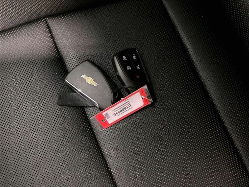 Used 2024 Chevrolet Equinox EV LT AWD/4WD image 30