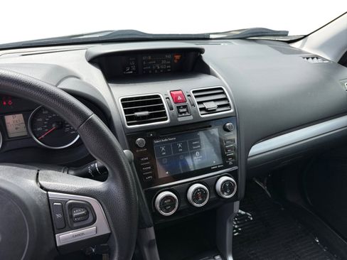 Used 2018 Subaru Forester 2.5i Premium w/ Popular Package #2A AWD/4WD image 12