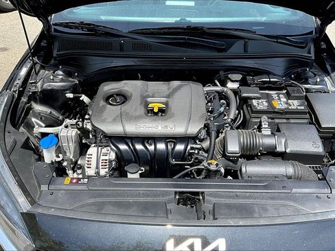Used 2024 Kia Forte GT-Line w/ GT-Line Premium Package FWD image 21