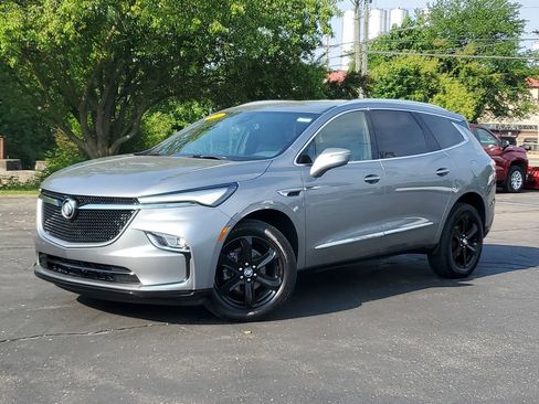 Used 2023 Buick Enclave Essence w/ Sport Touring Edition AWD/4WD image 31