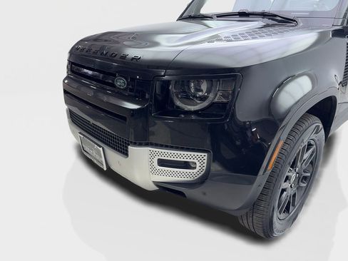 Used 2025 Land Rover Defender 110 S AWD/4WD image 16