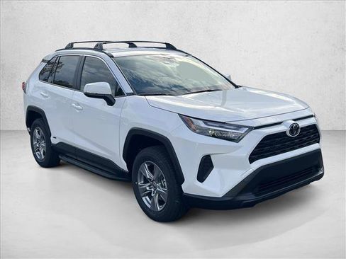 New 2025 Toyota RAV4 LE image 7