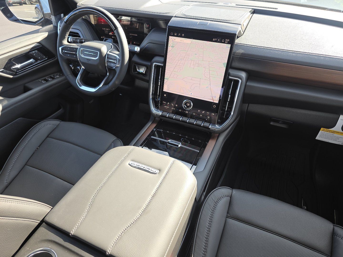 New 2026 GMC Yukon Denali w/ Advanced Technology Package AWD/4WD image 28