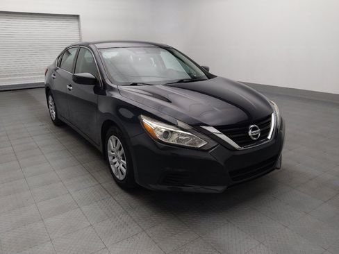 Used 2018 Nissan Altima 2.5 S w/ S Convenience Package FWD image 13