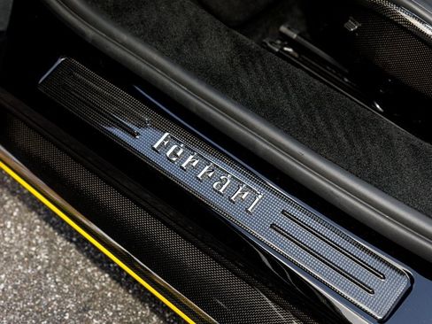 Used 2024 Ferrari 296 GTS image 28