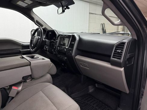 Used 2017 Ford F150 XLT w/ Equipment Group 302A Luxury AWD/4WD image 7