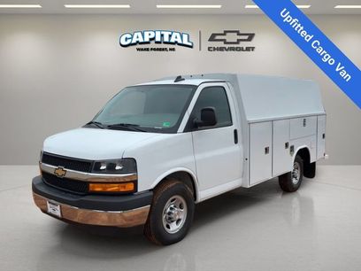 New 2025 Chevrolet Express 3500 w/ Power Convenience Package