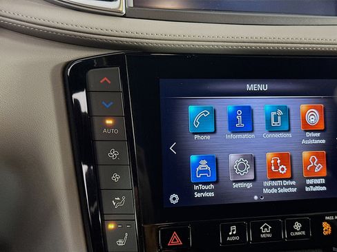 Used 2023 INFINITI QX50 Luxe image 23
