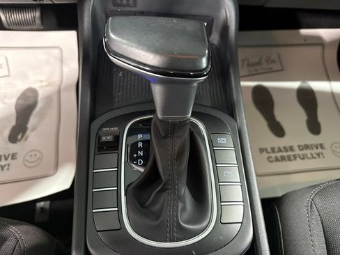 Used 2024 Hyundai Kona SEL FWD image 29
