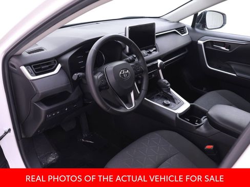 Certified 2023 Toyota RAV4 XLE w/ Convenience Package AWD/4WD image 3