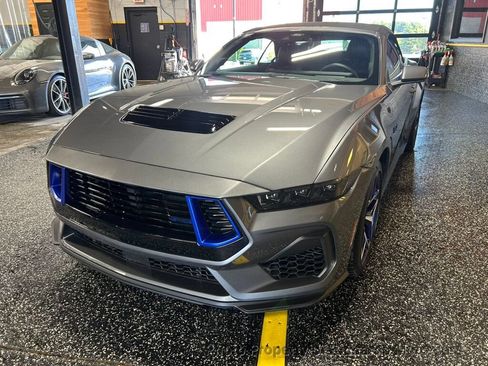 Used 2025 Ford Mustang GT Premium w/ GT Performance Package RWD image 7