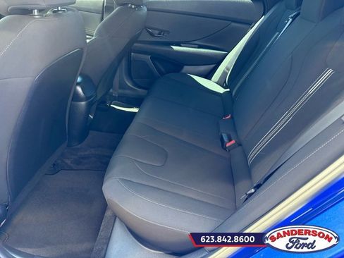 Used 2025 Hyundai Elantra Sport FWD image 16