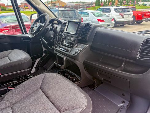 Used 2023 RAM ProMaster 2500 FWD image 23