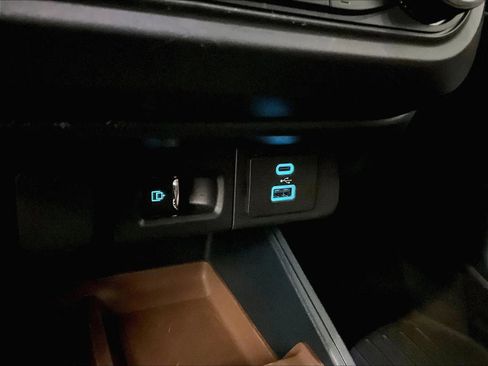 Used 2022 Ford Maverick Lariat w/ Lariat Luxury Package AWD/4WD image 31