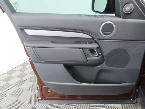 New 2026 Land Rover Discovery Limited Edition image 24