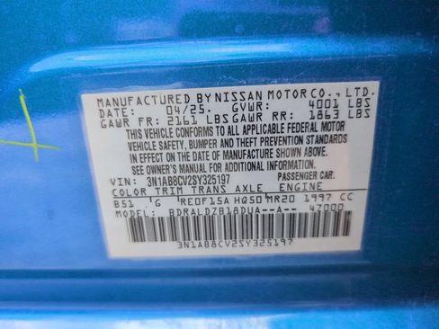Used 2025 Nissan Sentra SV FWD image 35