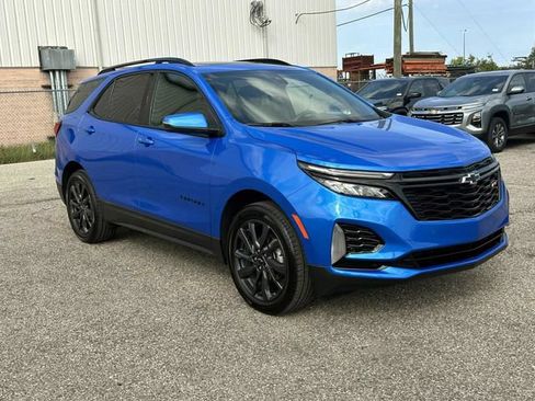 Certified 2024 Chevrolet Equinox RS w/ RS Leather Package AWD/4WD image 9