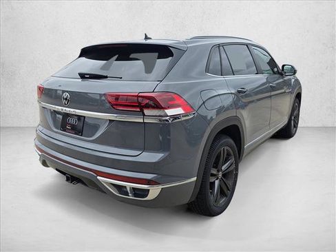 Used 2021 Volkswagen Atlas Cross Sport SE w/ Panoramic Sunroof Package FWD image 5