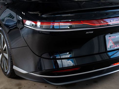 Used 2024 Lucid Air Pure RWD image 17