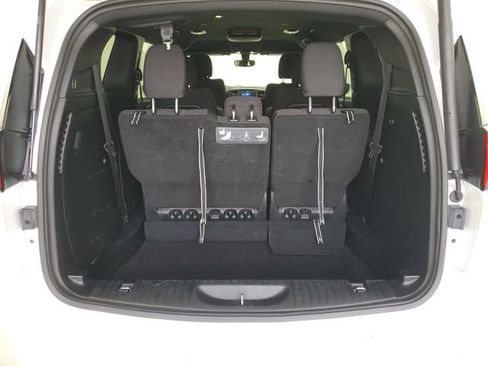 Used 2018 Chrysler Pacifica Touring Plus w/ S Appearance Package image 10