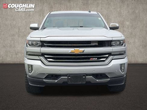 Used 2018 Chevrolet Silverado 1500 LTZ Z71 w/ LTZ Plus Package AWD/4WD image 2