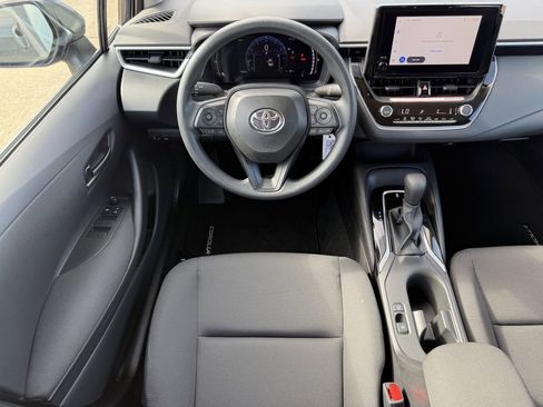 Used 2026 Toyota Corolla LE FWD image 14