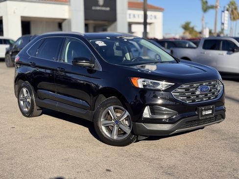 Certified 2022 Ford Edge SEL w/ Convenience Package image 2