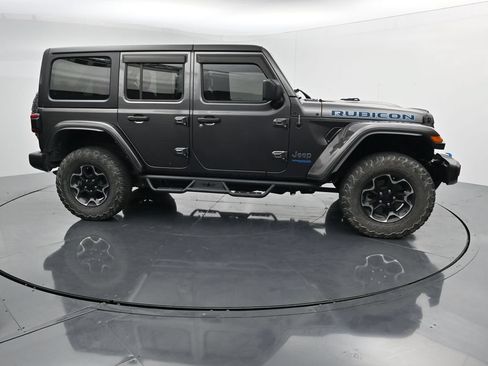 Used 2022 Jeep Wrangler Unlimited Rubicon 4xe w/ Cold Weather Group AWD/4WD image 9