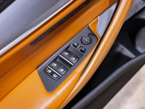 Used 2019 BMW M5 w/ Executive Package image 18