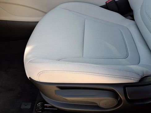 New 2026 Hyundai Tucson SE image 5