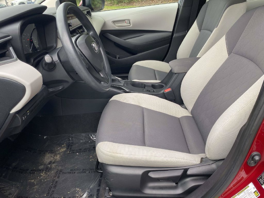 Used 2024 Toyota Corolla LE FWD image 13