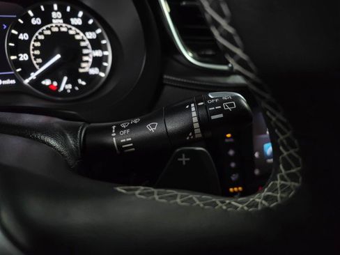 Used 2019 INFINITI QX50 Luxe w/ Navigation Package image 23