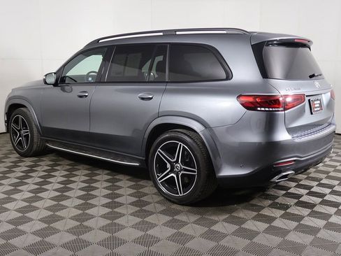 Used 2022 Mercedes-Benz GLS 450 4MATIC w/ AMG Line Exterior image 17