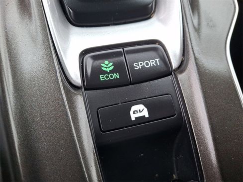 Used 2022 Honda Accord Sport image 25