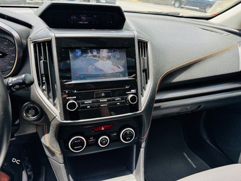 Used 2020 Subaru Crosstrek 2.0i Premium w/ Moonroof Package 2 image 14