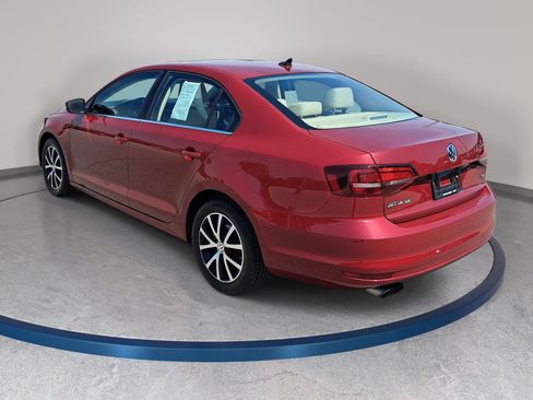 Used 2018 Volkswagen Jetta SE FWD image 7