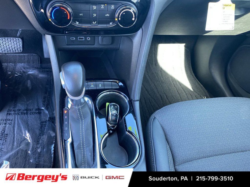 Used 2023 Buick Encore GX Preferred w/ Cold Weather Comfort Package AWD/4WD image 39