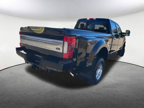 Used 2018 Ford F350 Limited image 13
