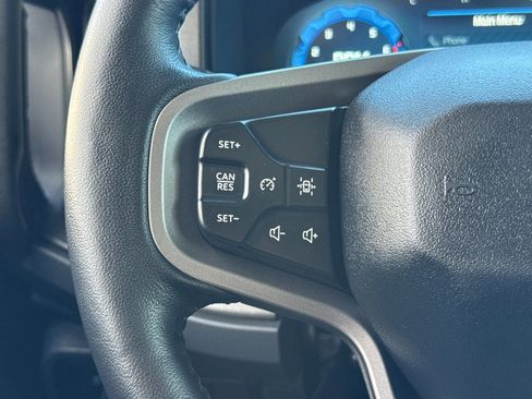 Used 2025 Ford Bronco Badlands image 28