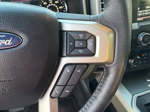 Used 2015 Ford F150 Lariat image 15