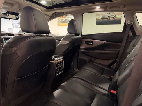 Used 2019 Nissan Murano SL w/ SL Technology Package AWD/4WD image 17