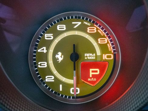 Used 2020 Ferrari 488 Pista Spider image 39