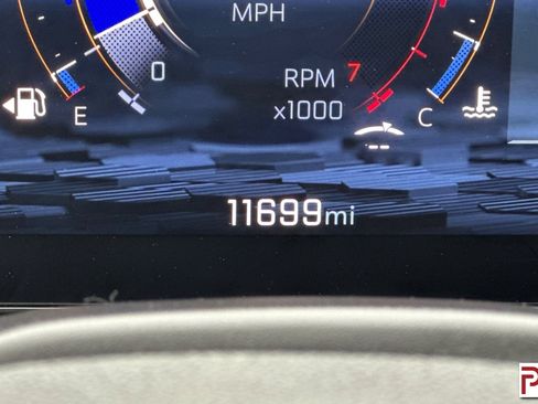 Certified 2025 Chevrolet Tahoe High Country w/ Sun And Tow Package image 32