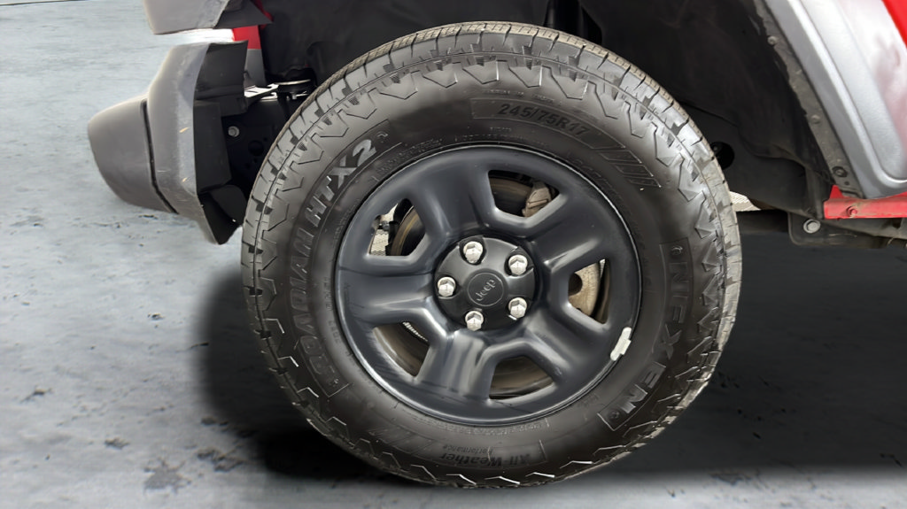 Used 2024 Jeep Wrangler Unlimited Sport AWD/4WD image 40