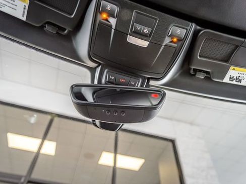 Used 2015 Mercedes-Benz SLK 250 image 39