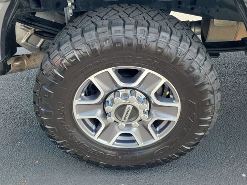 Certified 2024 Ford F250 Lariat AWD/4WD image 5